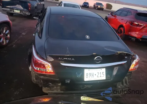 2015 Nissan Altima 2.5 from USA, damaged, VIN 1N4AL3AP1FN309535